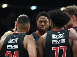 Ο ερυθρόλευκος «εμφύλιος» με ενισχυμένες αποδόσεις!