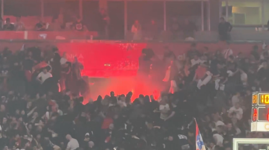 Ερυθρός Αστέρας – Παρτιζάν: Σοβαρά επεισόδια και σκηνές χάους μέσα κι έξω από την «Beogradska Arena»! (video)