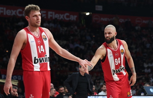 Φαβορί ο Ολυμπιακός, αντιστέκεται η ΑΕΚ