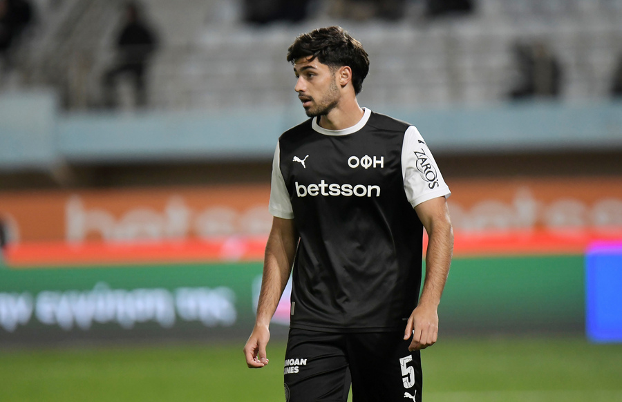 Κωστούλας: «Μπορούσε να ήταν 0-3 το ημίχρονο με την ΑΕΚ, ήταν φάουλ το δεύτερο γκολ της»