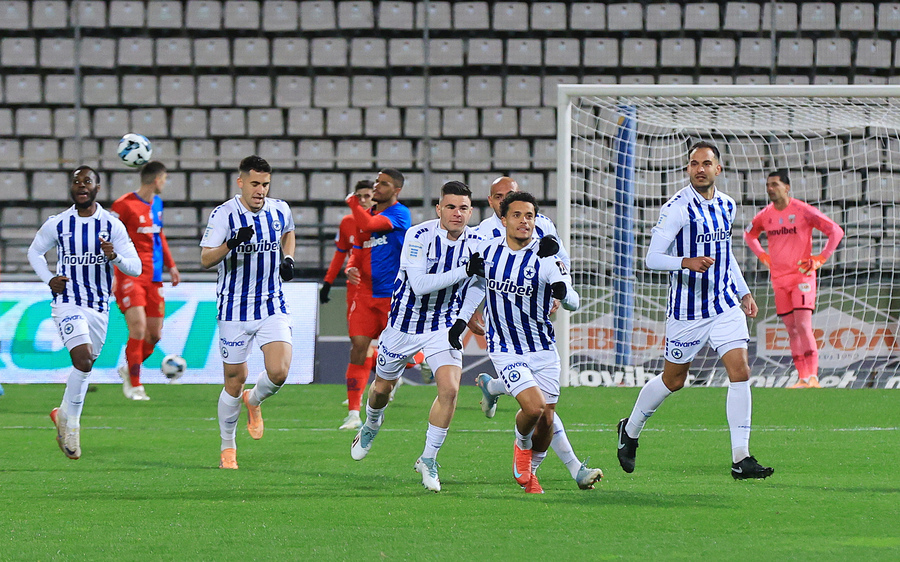 Βόλος – Ατρόμητος 0-3: Μεγάλο «διπλό» για τους Περιστεριώτες που ξεκόλλησαν από τις τελευταίες θέσεις και «βλέπουν» οκτάδα! (video)