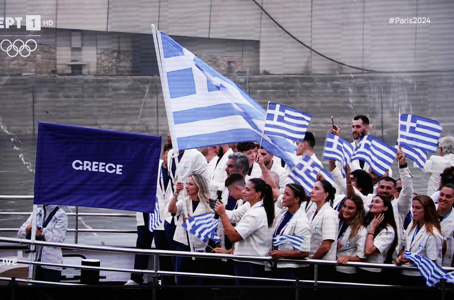 Ολυμπιακοί Αγώνες: Η Τελετή Έναρξης και η είσοδος της ελληνικής αποστολής (video)