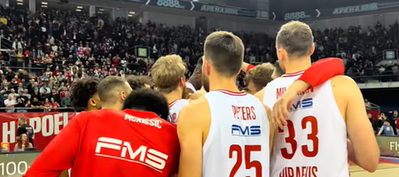 Ολυμπιακός: Το «φατούρο» στον Φαλ και οι πανηγυρισμοί στην «8888 Arena» (video)