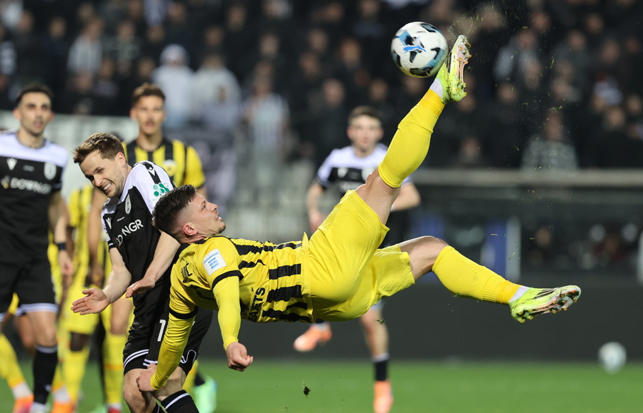 ΠΑΟΚ - ΑΕΚ 0-0: «Άσφαιρο» το ντέρμπι «Δικεφάλων» λόγω... Στρακόσα και δοκαριών! (video)