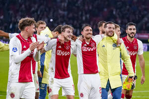 Άγιαξ - Ολυμπιακός: Οι συνδυασμοί που στέλνουν τον «Αίαντα» στα playoffs