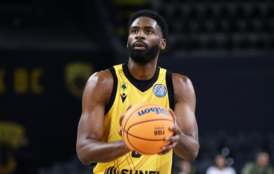 Αντιστέκεται ο Κολοσσός στη φορμαρισμένη ΑΕΚ