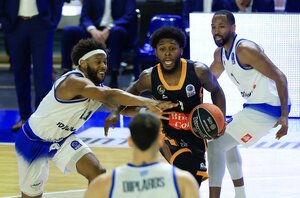 Μαρούσι: Ρίχνει την «βόμβα» Τζόρνταν Γουόκερ