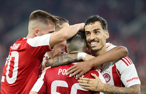 Η πρώτη νίκη στους ομίλους σε απίστευτη ενισχυμένη απόδοση!