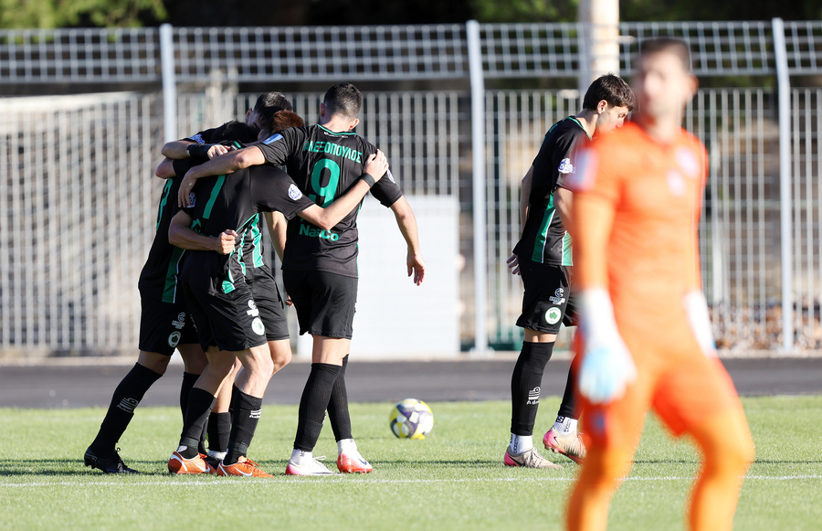 Αιγάλεω: Ο πρόεδρος χαστούκισε τον τερματοφύλακα Κυρίτση!