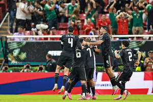 Μεξικό-Νότια Κορέα 1-0: Είπε «ευχαριστώ» στο δώρο του Σούνγκ-Γκιού και τσέκαρε το εισιτήριό της για τους «32» του τουρνουά (videos)