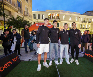 Το Betsson Trophy Tour ξεσήκωσε το Ηράκλειο – Μια ανεπανάληπτη ποδοσφαιρική γιορτή στην καρδιά της Κρήτης!