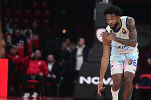 Βαλένθια: «Μέσα» ο Μοντέρο κόντρα στον Ολυμπιακό