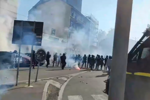 Πανικός στο Τορίνο: Σκληρά επεισόδια ανάμεσα σε οπαδούς της «Γκρανάτα» και της Γιουβέντους - Σε κρίσιμη κατάσταση ένας τραυματίας (video)