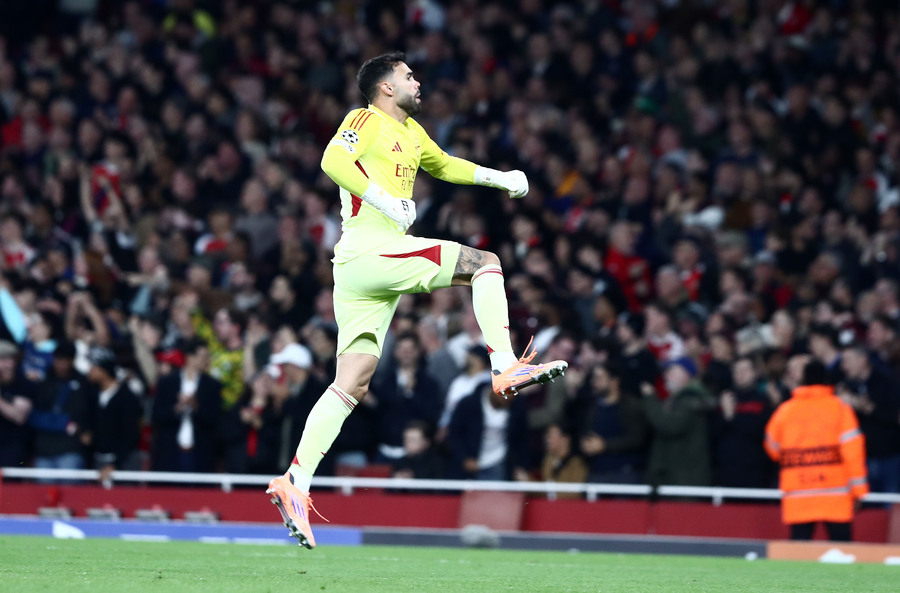 Η άμυνα σε πρώτο πλάνο