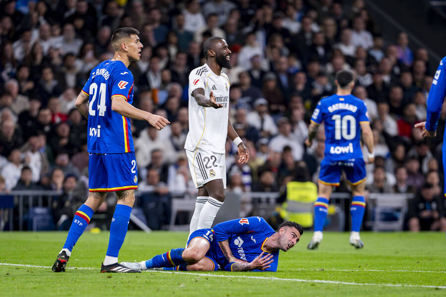 Προκλητικός Ρούντιγκερ: «Αν ήθελα, ο Ρίκο δεν θα είχε σηκωθεί από το έδαφος»