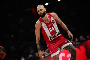 Η ελληνική ανάρτηση του Φουρνιέ για την 25η Μαρτίου