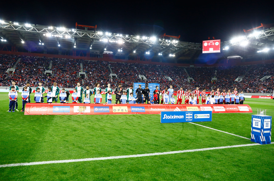 Θα… βράζει το «Καραϊσκάκης»: Ο Ολυμπιακός ανακοίνωσε sold out για το ντέρμπι με τον Παναθηναϊκό!