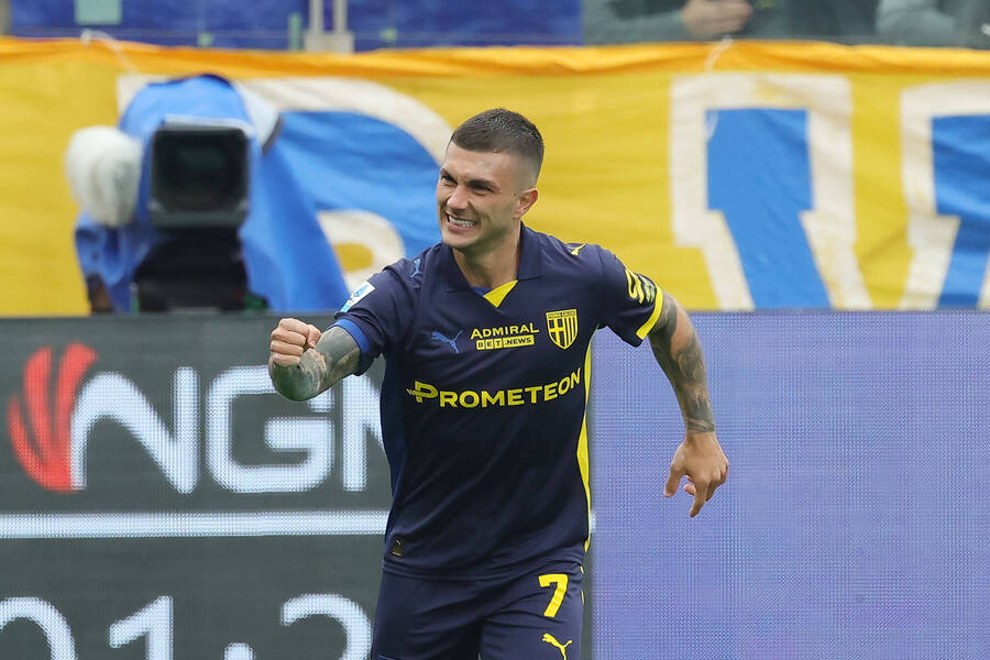 Πάρμα: Ο Στρεφέτσα έγινε… Ανρί και στέρησε από τη Νάπολι δύο πολύτιμους βαθμούς στη μάχη για τον τίτλο (video)