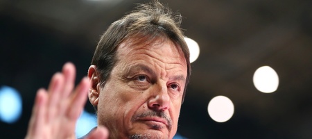 Παναθηναϊκός: Τα νεύρα του Αταμάν με τους παίκτες στο ημίχρονο του ματς με τον Άρη - «Όλοι περπατούν, κανείς δε νοιάζεται» (video)