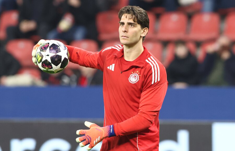 Τζολάκης: «Ολυμπιακός και Λεβερκούζεν ήταν ισάξιες ομάδες σε αυτά τα δύο παιχνίδια» (video)