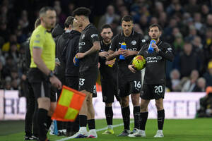 Έξαλλος ο Γκουαρδιόλα για τις αποδοκιμασίες στο «Έλαντ Ρόουντ» μετά τη διακοπή για το Ραμαζάνι