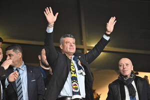 Φενερμπαχτσέ: Ελεύθερος υπό όρους ο πρόεδρος της ομάδας, Σαντετίν Σαράν