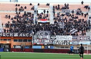 ΟΦΗ: Το πανό των Κρητικών για τον δολοφονηθέντα οπαδό του ΠΑΟΚ