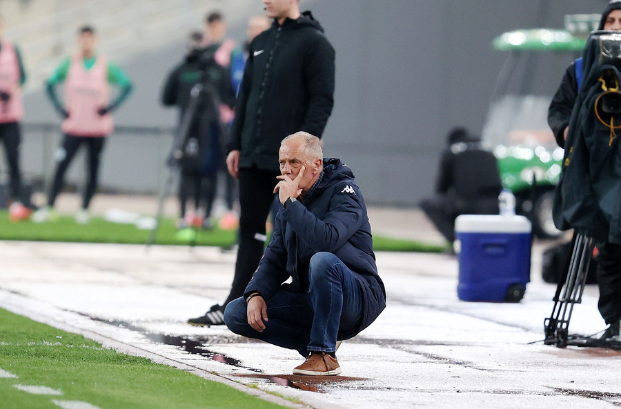 Πριόνας: «Χάσαμε δίκαια, μπορούμε να σώσουμε την ομάδα» (video)