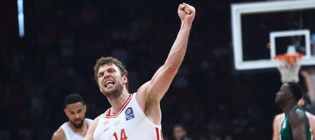 MVP της Ευρωλίγκας και από την Ένωση Παικτών ο Βεζένκοφ