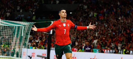 Κριστιάνο Ρονάλντο: «Δεν συμφωνώ ότι ο Μέσι είναι καλύτερος από μένα»