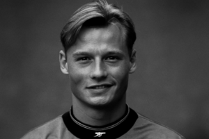 Άλεξ Μάνινγκερ: Οι συλλυπητήριες ανακοινώσεις της Άρσεναλ, της Γιουβέντους και της Λίβερπουλ