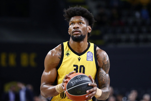 Επίσημο: Στη Φενέρ ο Κρις Σίλβα!