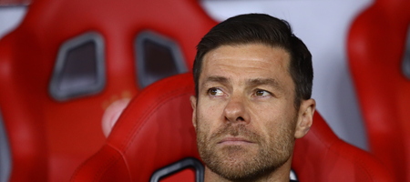 Bild: «Φαβορί για τον πάγκο της Λίβερπουλ ο Τσάμπι Αλόνσο»