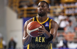 ΑΕΚ: Ο Γκρέι υπέστη κάκωση κάτω από το δεξί του μάτι