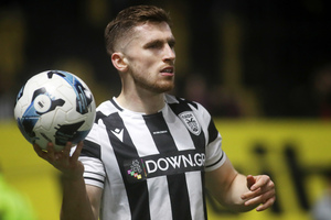 ΠΑΟΚ: Τραυματίστηκε ο Κένι και αποχώρησε υποβασταζόμενος!