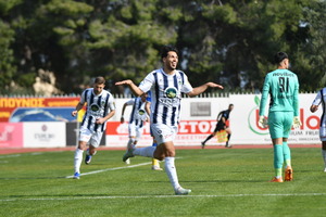 Δίχως φρένα και με «αέρα» Super League o Ηρακλής - Γλυκόπικρο τρίποντο για Νίκη Βόλου (video)