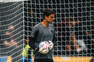 Premier League: Ο κέρβερος Τζολάκης «έδεσε» τον Γιακίροβιτς στη Χαλ