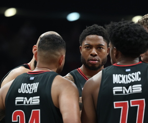 Ο ερυθρόλευκος «εμφύλιος» με ενισχυμένες αποδόσεις!