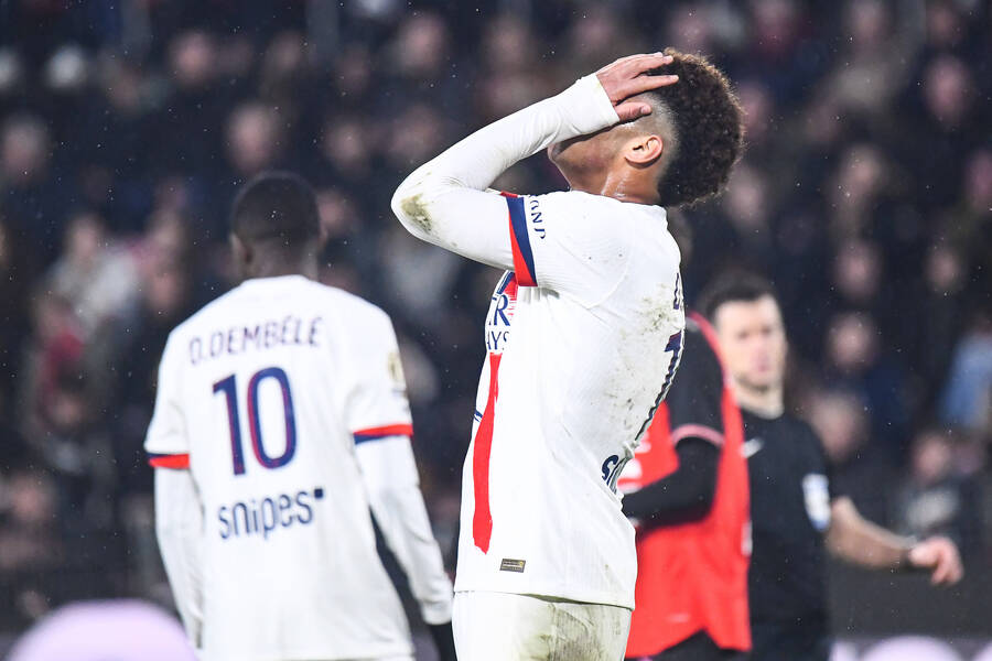 Θέλει να ξεμπερδεύει από το ημίχρονο η Παρί Σεν Ζερμέν