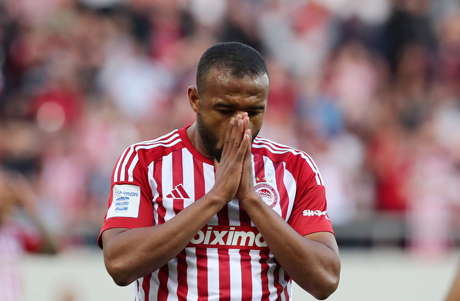 Ολυμπιακός: Ο λόγος που ο Ελ Κααμπί έμεινε εκτός στο ντέρμπι με την ΑΕΚ