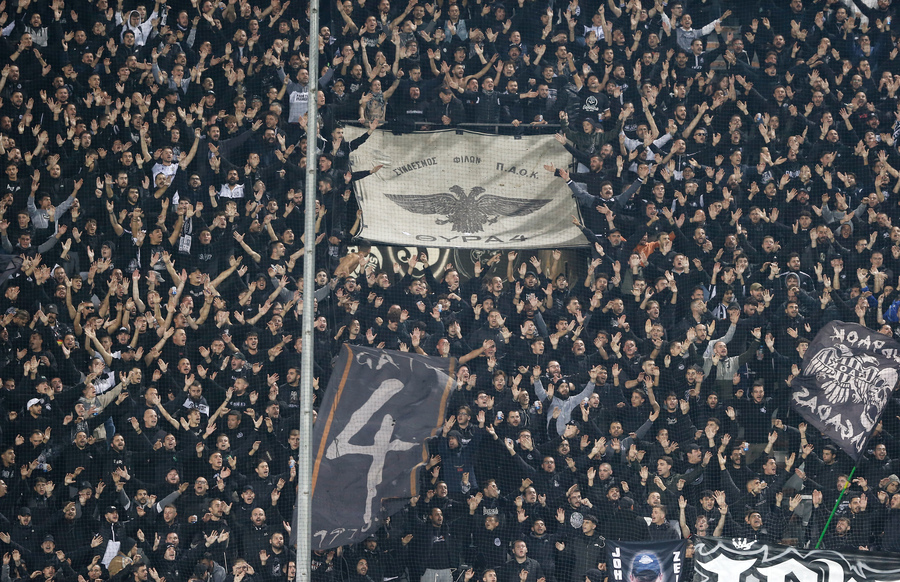 Βροντερό παρών στη Λιβαδειά: Οι οπαδοί του ΠΑΟΚ εξάντλησαν τα εισιτήρια