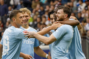 Αμφίρροπη μάχη στο Βερολίνο