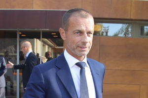 Στην Ελλάδα για Ολυμπιακό, ΠΑΟΚ και… Γκαγκάτση ο Τσέφεριν