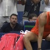 US Open: Πολλά νεύρα από τη Σαμπαλένκα μετά τον χαμένο τελικό – Έσπασε τη ρακέτα της και άρχισε τα «γαλλικά» (video)
