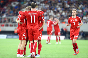 «Καθαρίζουν» εύκολα οι Δανοί