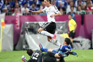 Πρώην Έλληνας διεθνής του Ολυμπιακού που έπαιξε στο Euro μπαίνει στο Survivor με τους Επαρχιώτες!