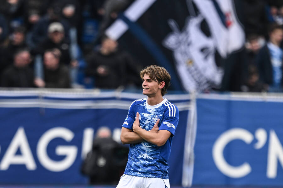 Ρεάλ Μαδρίτης: Πας, η πρώτη μεταγραφή