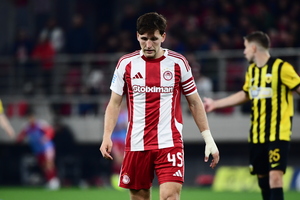 Γιούχα και «αλλιώς ονειρευόμαστε τον Ολυμπιακό» μετά το τέλος του ντέρμπι με την ΑΕΚ!