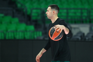 Παναθηναϊκός: Έκανε την επέμβαση στο γόνατο ο Σλούκας, επιστρέφει σε τρεις εβδομάδες