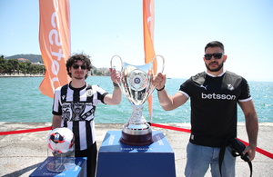 ΠΑΟΚ - ΟΦΗ: Οι φίλαθλοι «έβαψαν» ασπρόμαυρο τον Βόλο (photos)